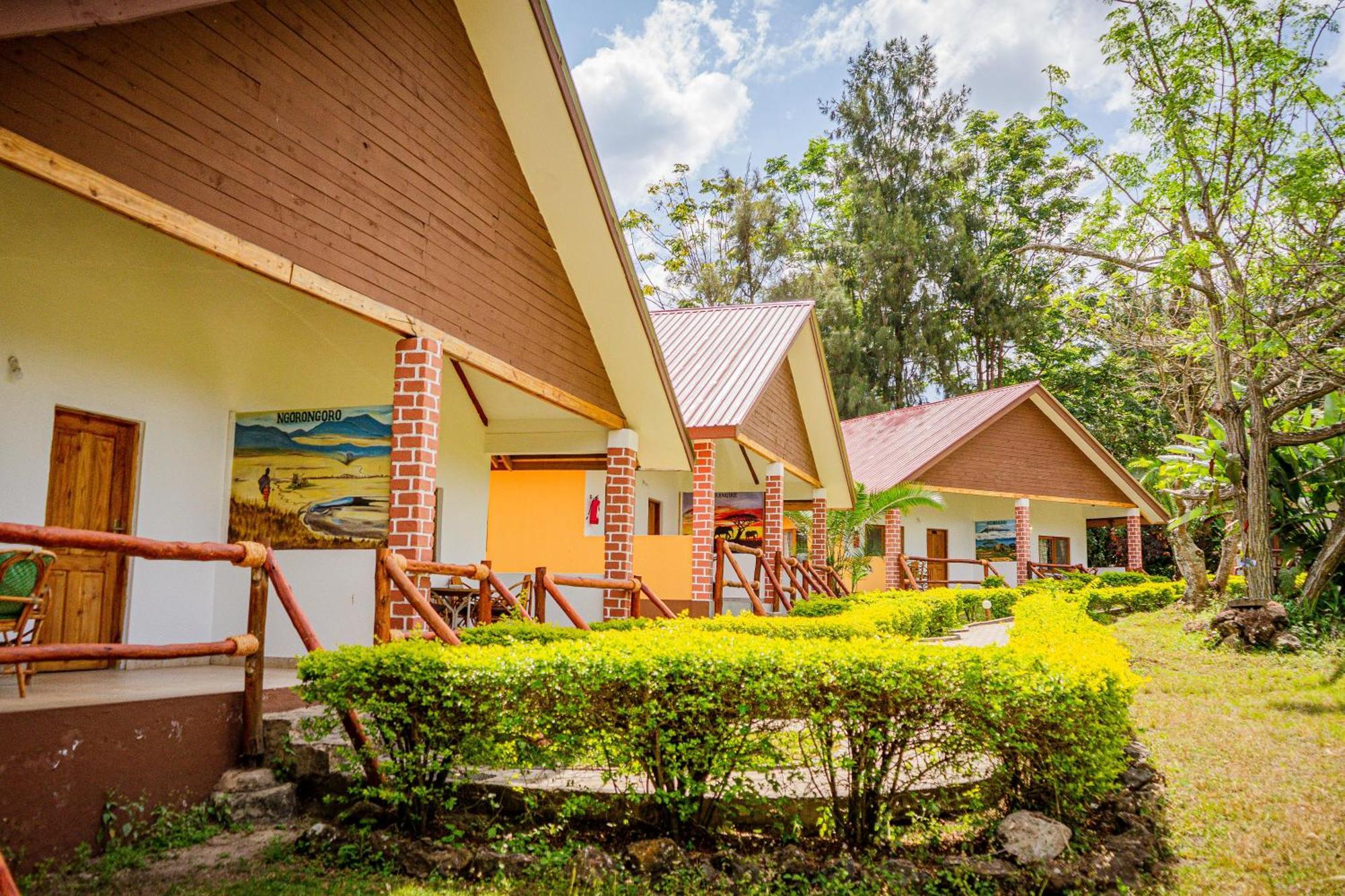 Meru View Lodge Usa River Екстериор снимка