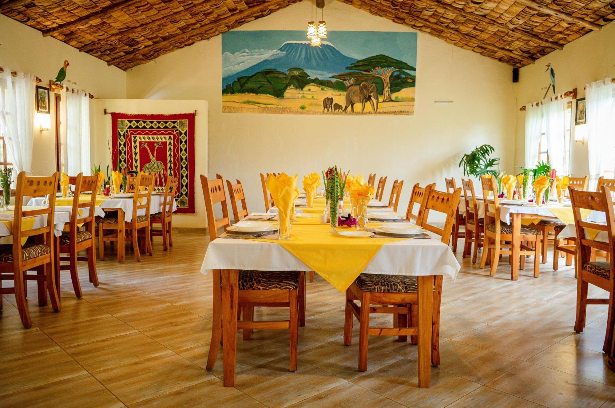 Meru View Lodge Usa River Екстериор снимка